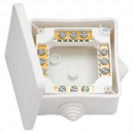 Коробка для ОП белая 80х80х41,5 IP44 шина, 4 ввода. Bylectrica