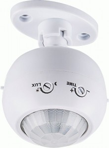 Датчик движения+фотореле ИК 1200W 8м 120°/360° Feron SEN16